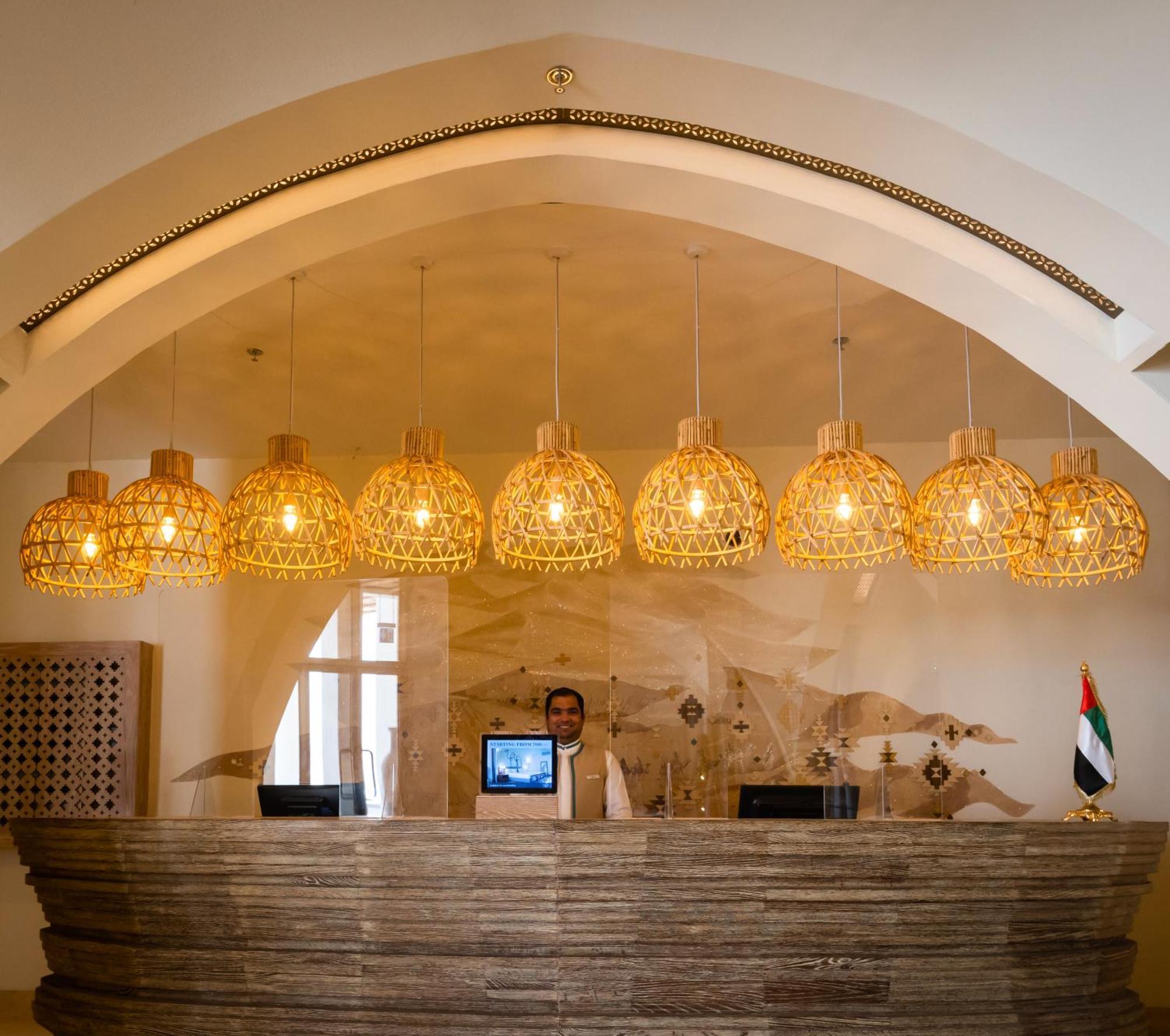 Liwa Hotel Mezairaa Dış mekan fotoğraf